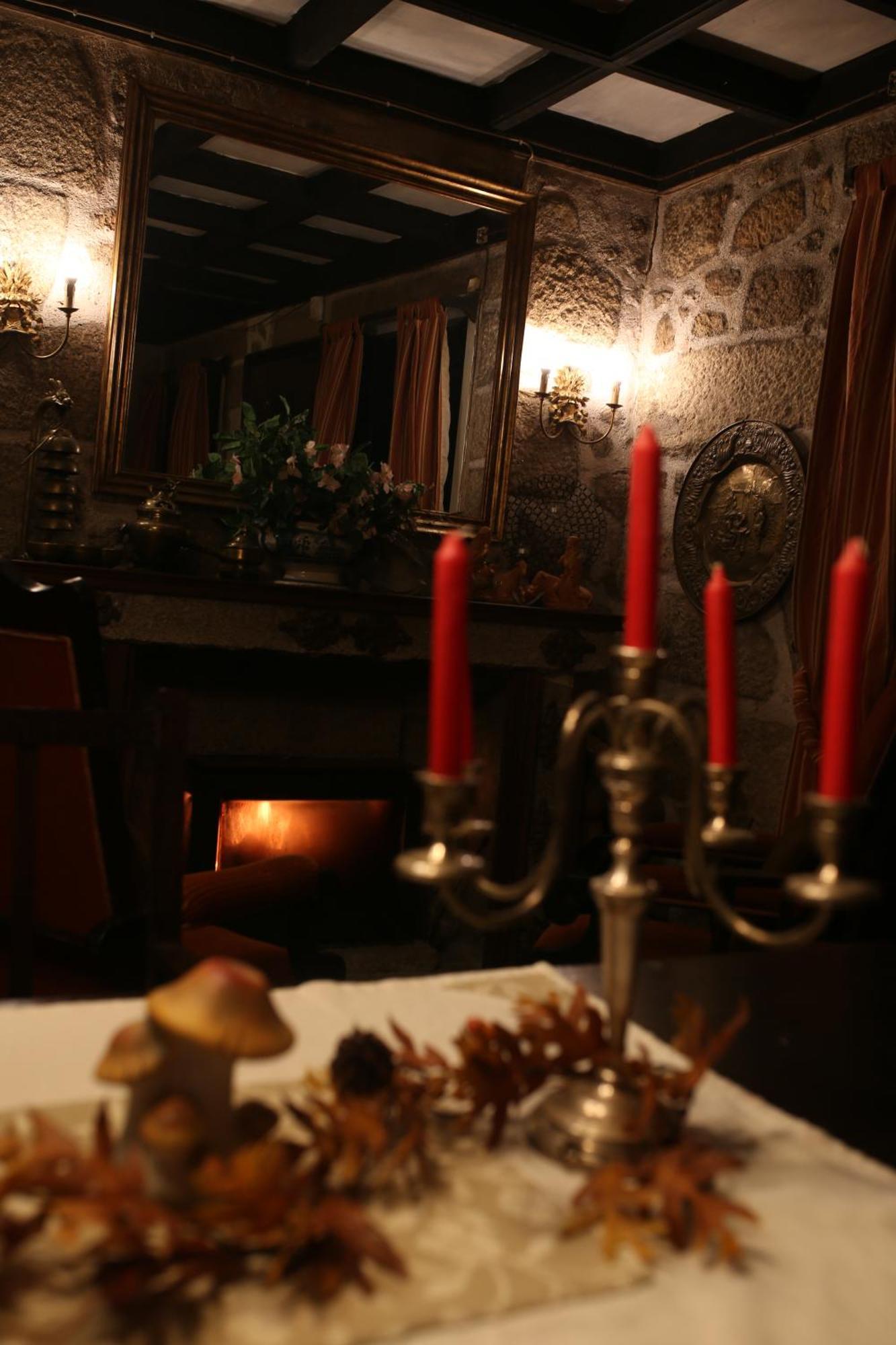 Lugar Da Pedra Alta - B&B - Private Historical Villa Melo 외부 사진